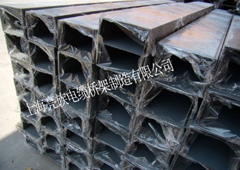 如何提高生產(chǎn)防火槽式電纜橋架自動(dòng)化強(qiáng)度？